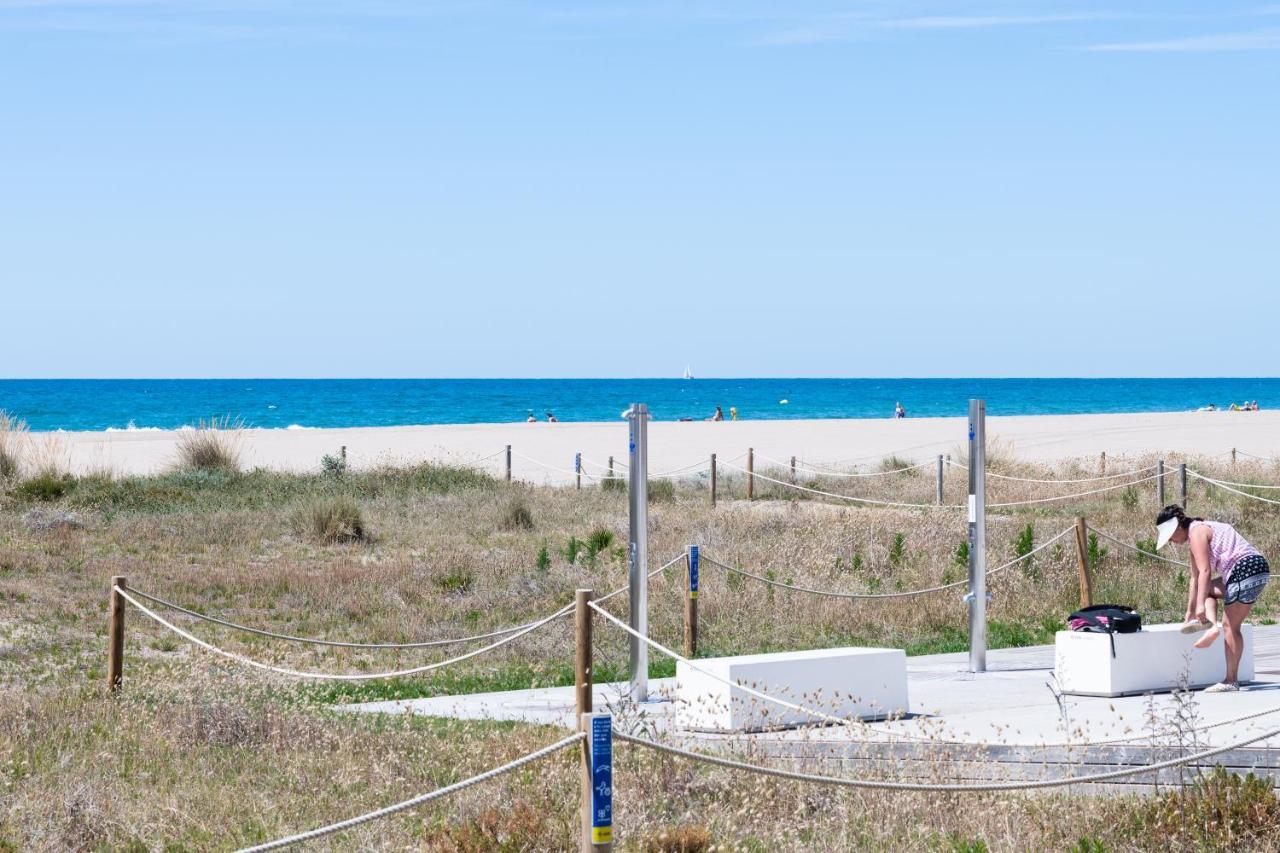 Beach Apartment IV Coeur De Plage カステルデフェルス エクステリア 写真